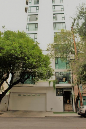 Condesa Suites